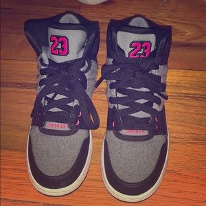 Juniors Nike Jordan GG  Cool Grey Pink Black 3.5